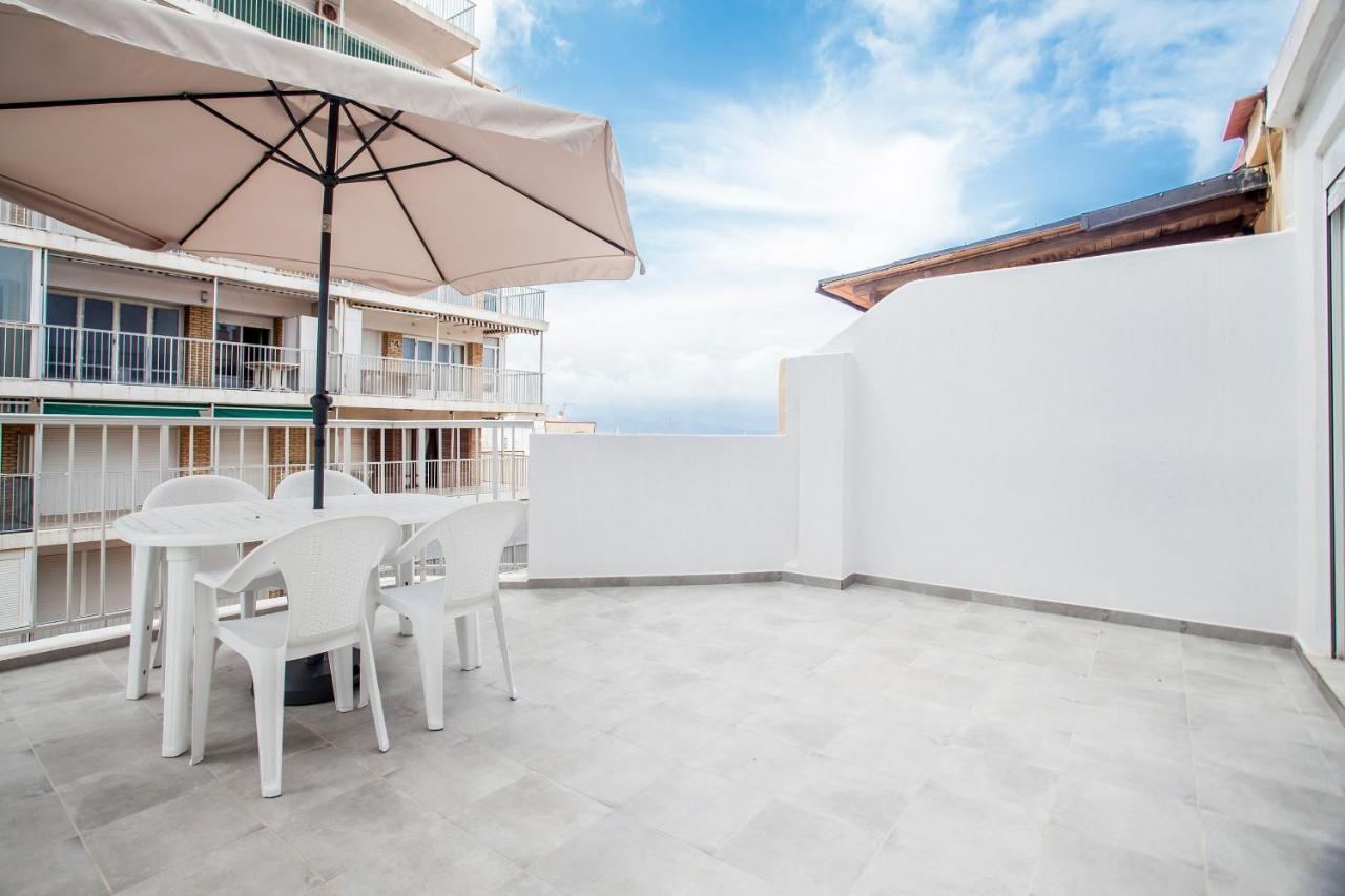 Ático con espectacular terraza y vistas al mar Apartamento Perelló Exterior foto